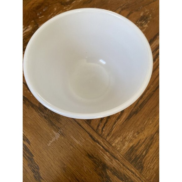 Vintage Pyrex White Milk Glass Mixing Bowl Smallest Nesting Bowl - Picture 2 of 6